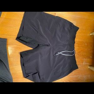 Men’s lululemon shorts XL